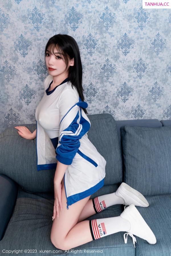 小泡芙  [XiuRen]高清写真图 2023.07.20 No.7106 小泡芙winna 魔鬼身材第13张图片